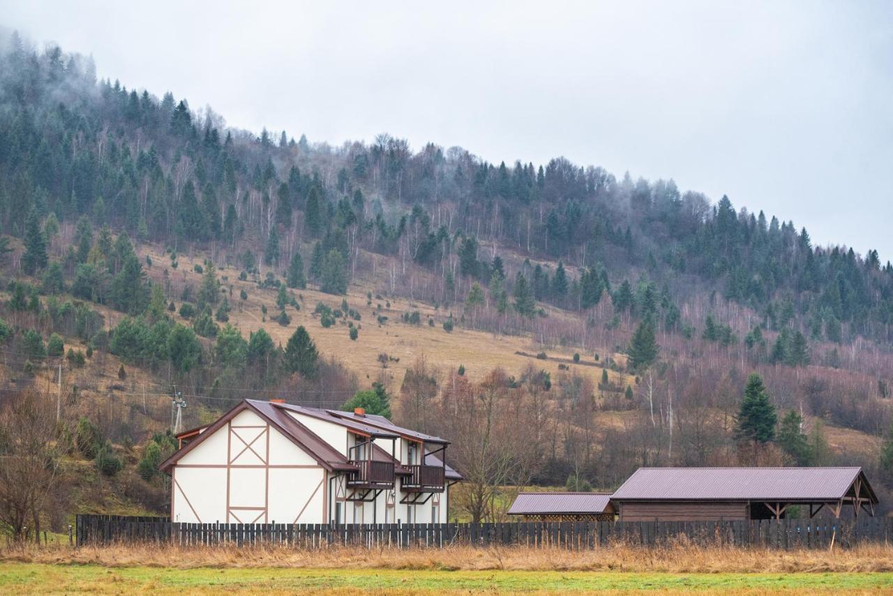 Котедж "Під Горбком" Korchin Exterior photo