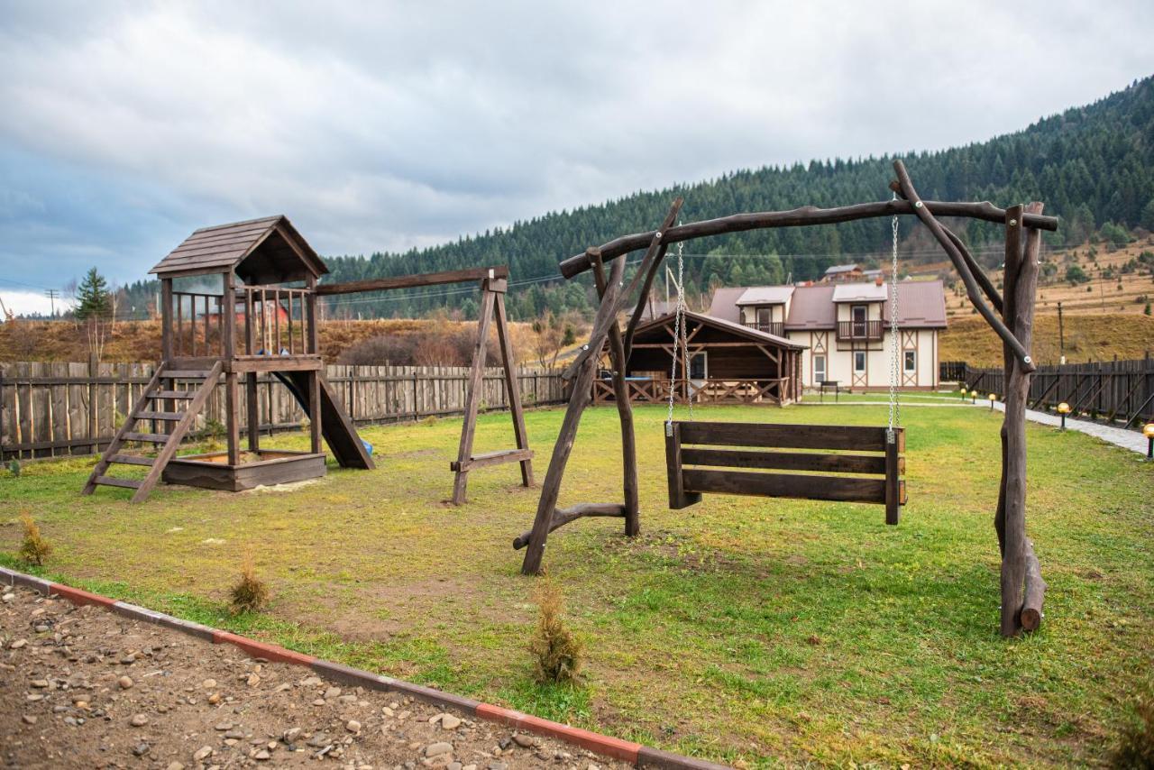Котедж "Під Горбком" Korchin Exterior photo
